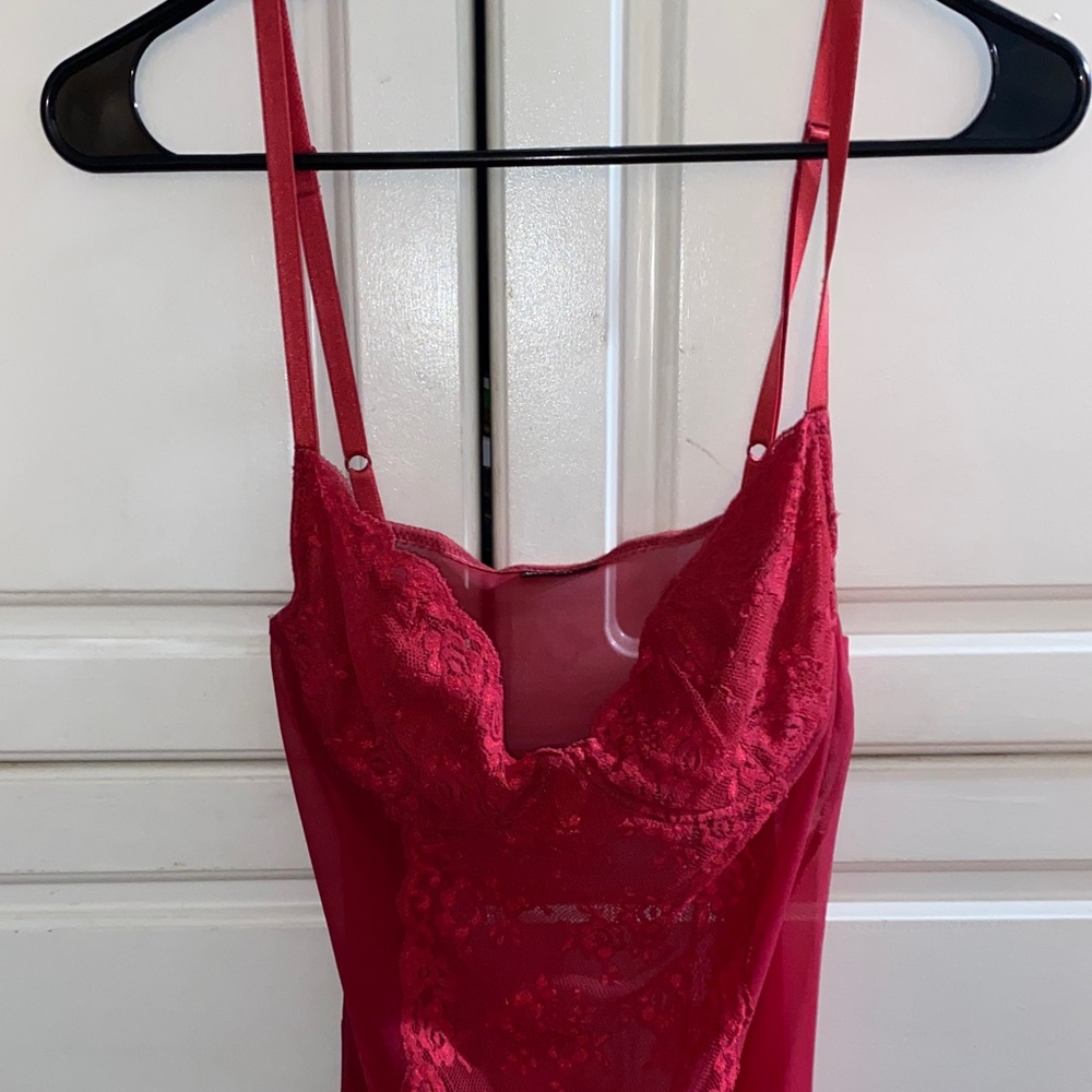Intimissimi Scarlet Lace Chemise - Picture 4 of 5